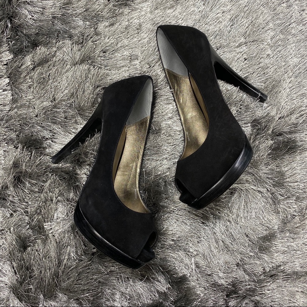 Pelle Moda Wrigley Black Suede Platform Peep-Toe